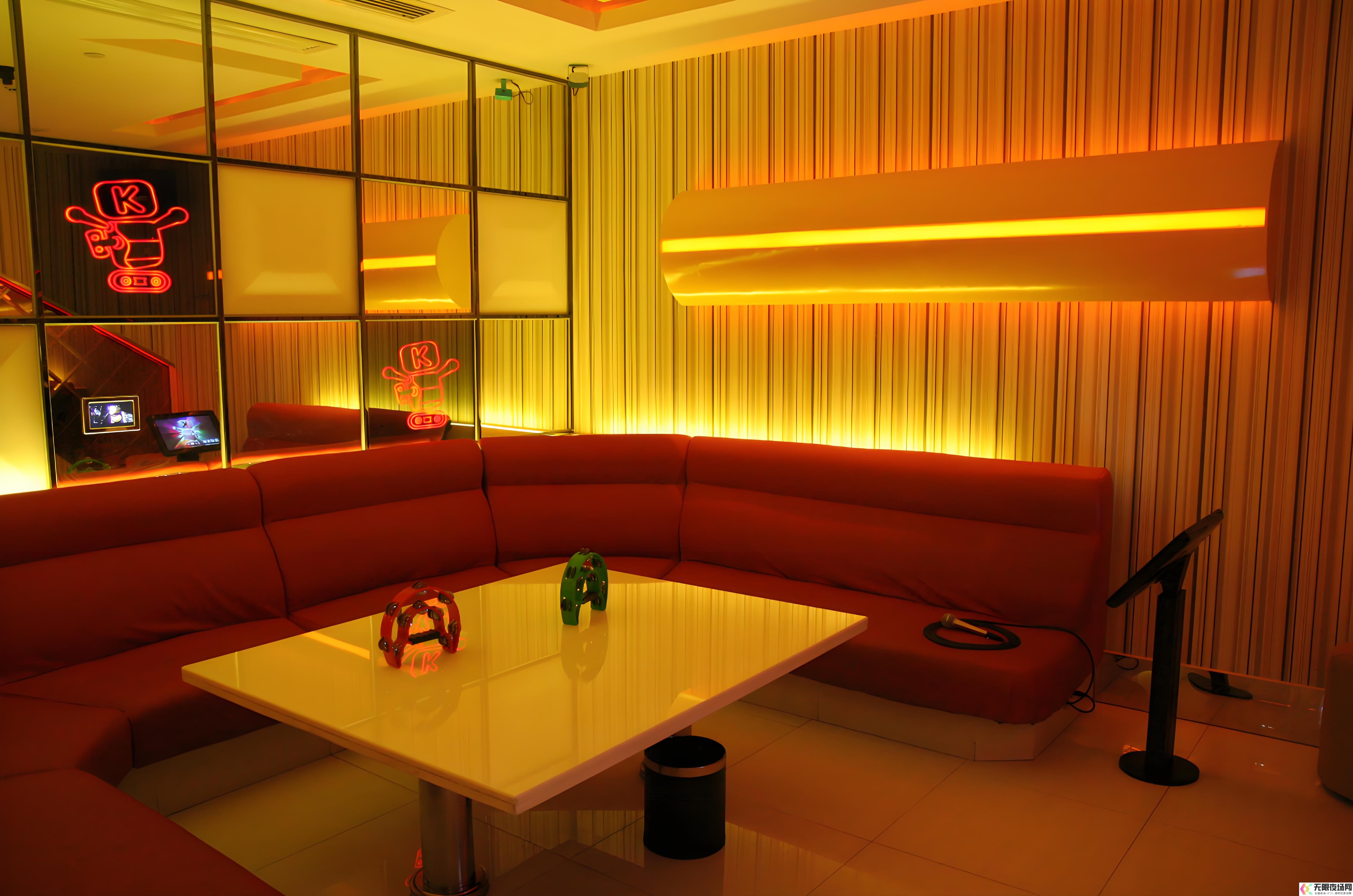 西安夜场求职指南：如何选择合适的职位与场所